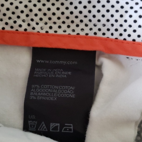 Tommy Hilfiger Shorts - Picture 7 of 7